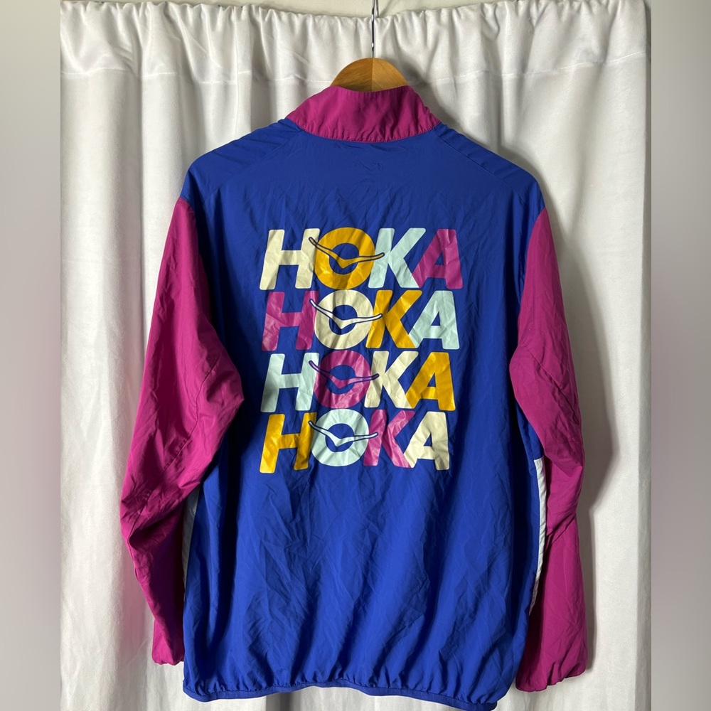 Hoka Zipper Up Large Windbreaker